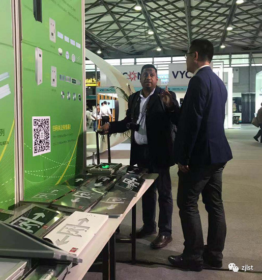 1541652927255718enYQ.jpg 3.jpg